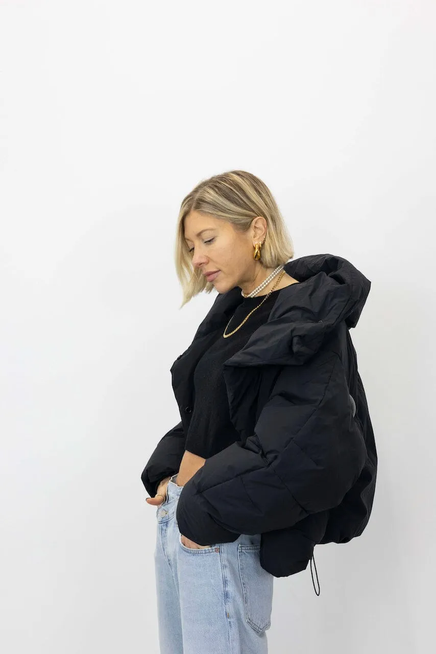 OVERSIZED HOODED PUFFER JACKET