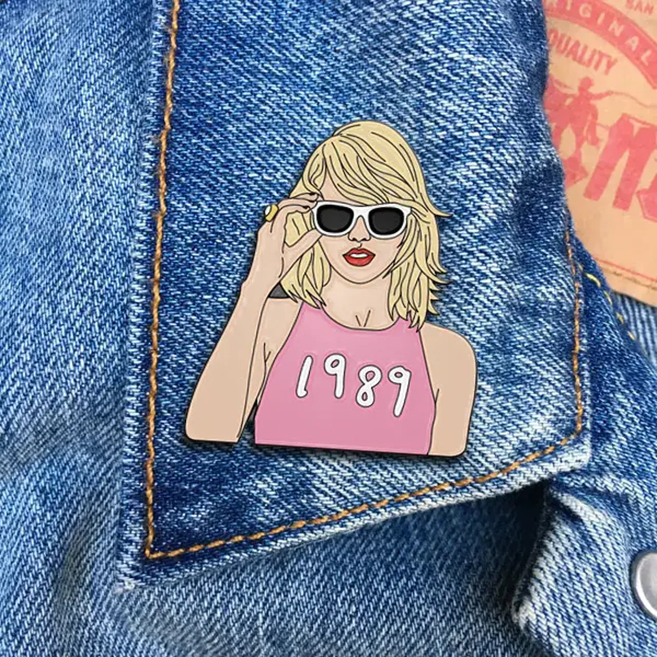 Taylor Nineteen Eighty Nine Enamel Pin